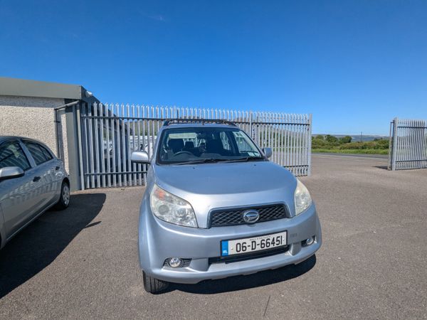 Daihatsu Terios SUV, Petrol, 2006, Silver