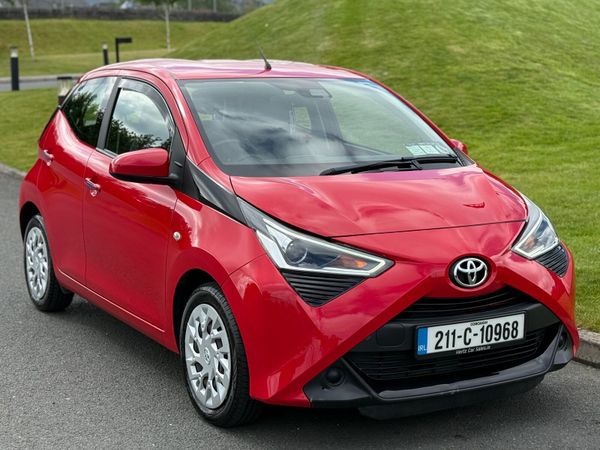Toyota Aygo Hatchback, Petrol, 2021, Red