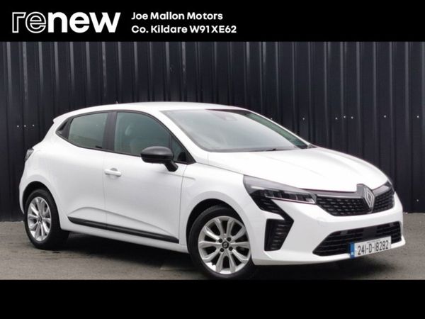 Renault Clio Hatchback, Petrol, 2024, White