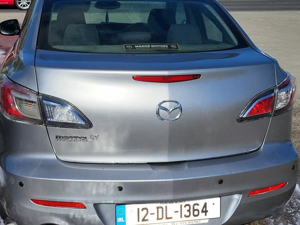 Mazda Mazda3 Saloon, Diesel, 2012, Grey