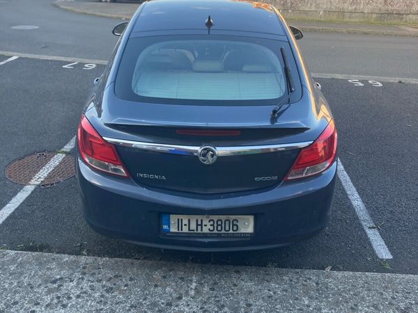Vauxhall Insignia Hatchback, Diesel, 2011, Blue