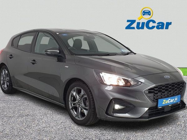 Ford Focus Hatchback, Petrol, 2019, Grey