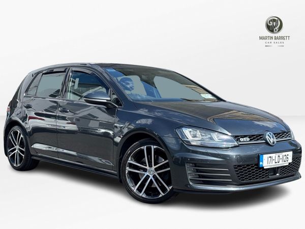 Volkswagen Golf Hatchback, Diesel, 2017, Grey