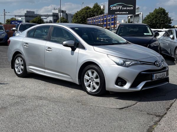 Toyota Avensis Saloon, Diesel, 2016, Silver
