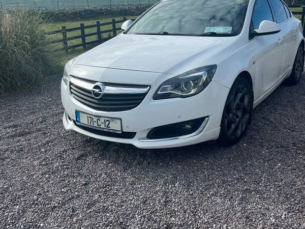 Opel Insignia Saloon, Diesel, 2017, White
