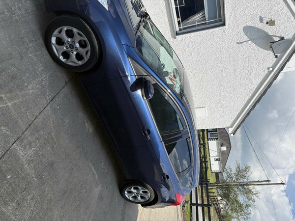 Ford Focus Hatchback, Diesel, 2011, Blue