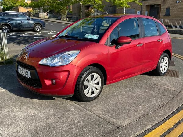 Citroen C3 Hatchback, Petrol, 2011, Red