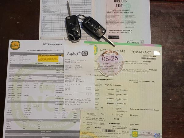 Volkswagen Golf Hatchback, Petrol, 2011, Silver