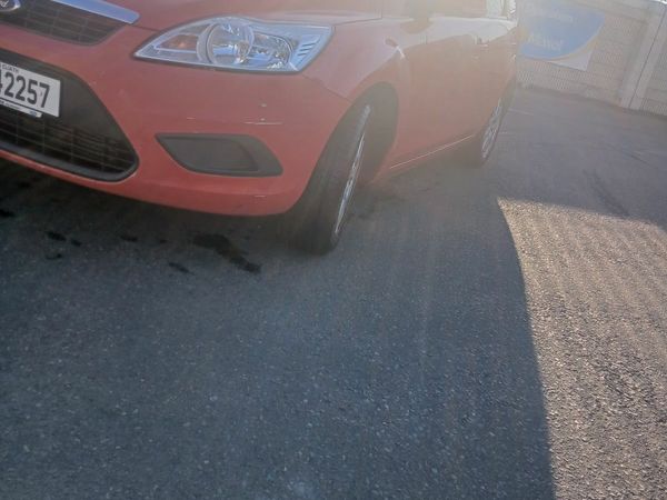 Ford Focus Hatchback, Diesel, 2008, Red