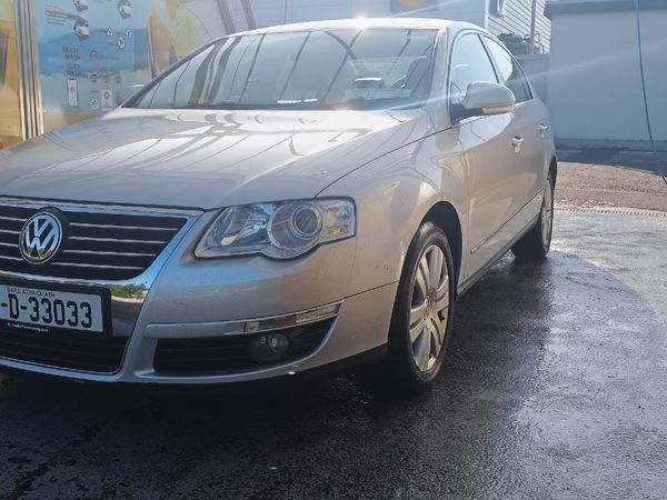 Volkswagen Passat Saloon, Petrol, 2008, Silver