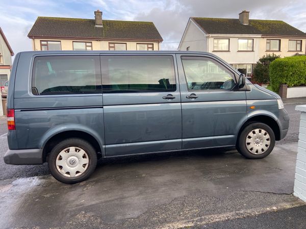 Volkswagen Shuttle Minibus, Diesel, 2007, Grey