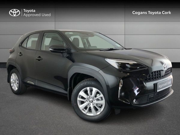 Toyota Yaris Cross Hatchback, Hybrid, 2025, Black