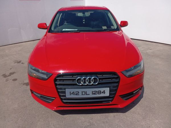 Audi A4 Saloon, Diesel, 2014, Red