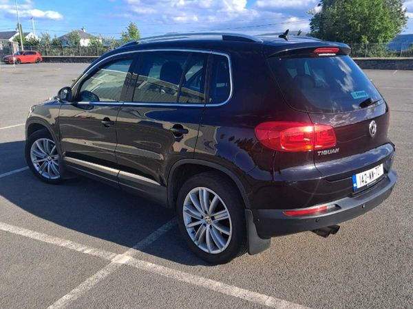 Volkswagen Tiguan SUV, Diesel, 2014, Black