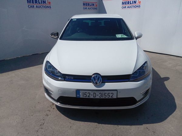 Volkswagen Golf Hatchback, Petrol, 2015, White