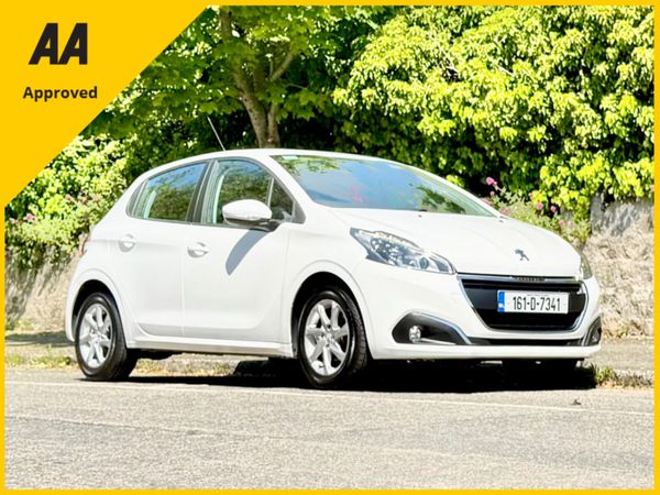 Peugeot 208 Hatchback, Petrol, 2016, Grey