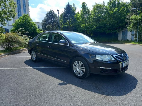 Volkswagen Passat Saloon, Petrol, 2007, Black