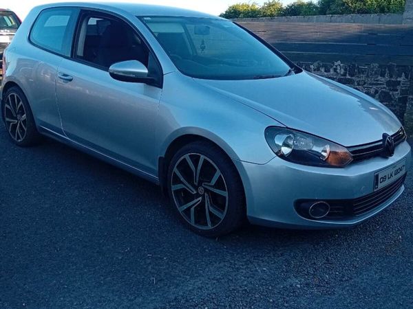 Volkswagen Golf Hatchback, Petrol, 2009, Silver