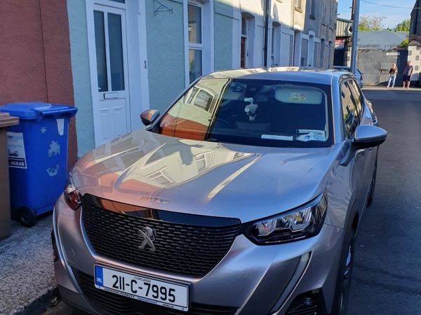 Peugeot 2008 MPV, Diesel, 2021, Grey