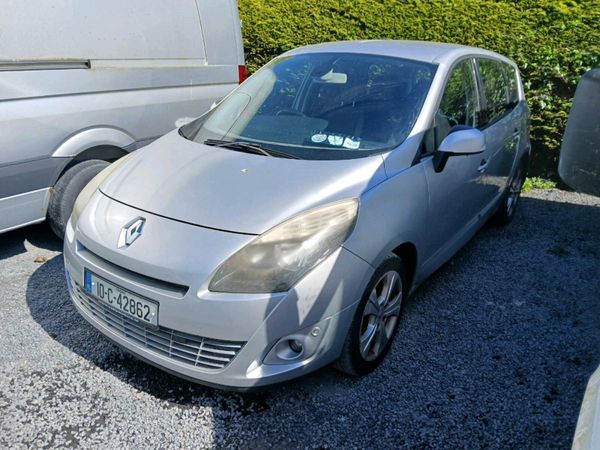 Renault Grand Scenic MPV, Diesel, 2012, Silver