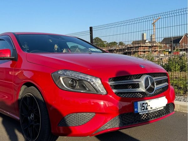 Mercedes-Benz A-Class Hatchback, Petrol, 2015, Red