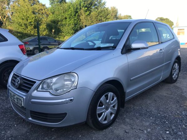 Volkswagen Polo Hatchback, Diesel, 2009, Silver