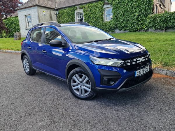 Dacia Sandero Stepway Hatchback, Petrol, 2023, Blue