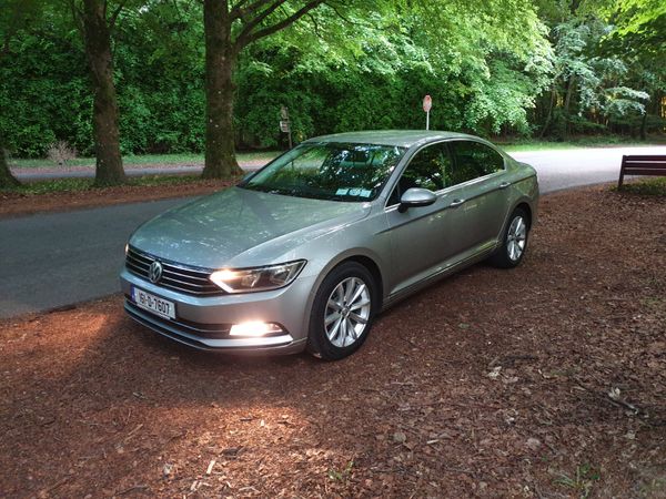 Volkswagen Passat Saloon, Diesel, 2016, Silver