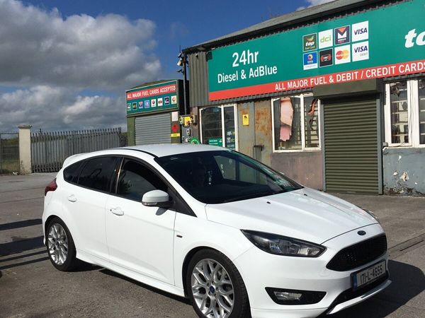 Ford Focus Hatchback, Diesel, 2017, White