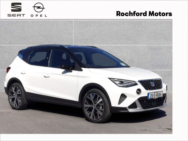 SEAT Arona Hatchback, Petrol, 2025, White