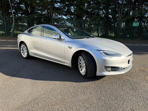 Tesla Model S Hatchback, Electric, 2018, Grey