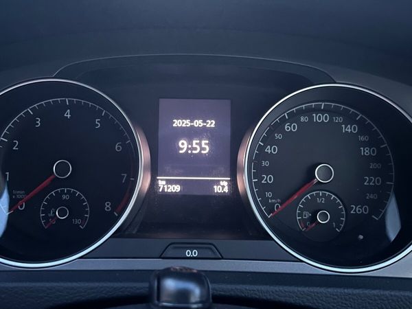 Volkswagen Golf Hatchback, Petrol, 2015, Grey