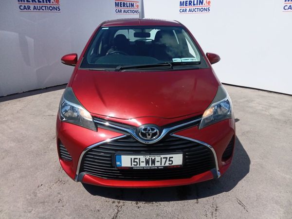 Toyota Yaris Hatchback, Petrol, 2015, Red