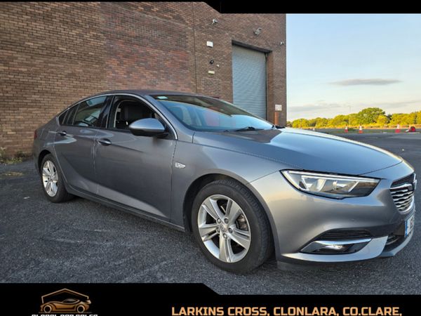 Opel Insignia Hatchback, Diesel, 2018, Grey