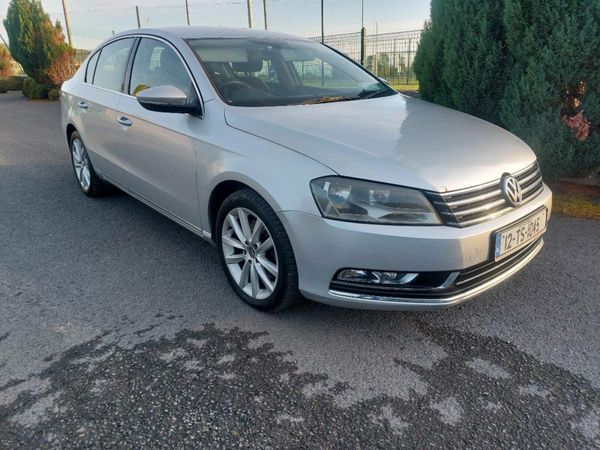 Volkswagen Passat Saloon, Diesel, 2012, Silver