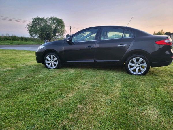 Renault Fluence Saloon, Diesel, 2011, Black