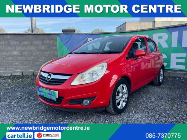 Opel Corsa Hatchback, Petrol, 2011, Red