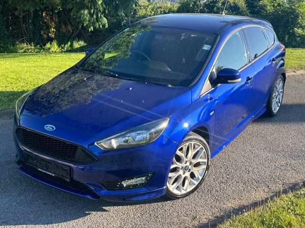 Ford Focus Hatchback, Petrol, 2017, Blue