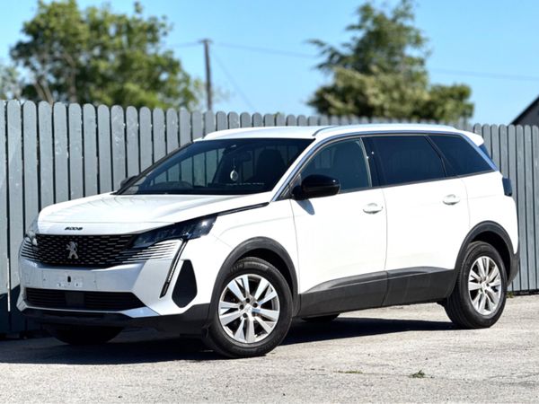 Peugeot 5008 Hatchback, Diesel, 2023, White