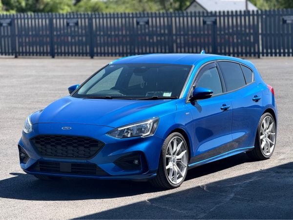 Ford Focus Hatchback, Diesel, 2019, Blue