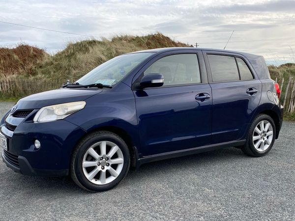 Toyota Urban Cruiser SUV, Petrol, 2009, Blue