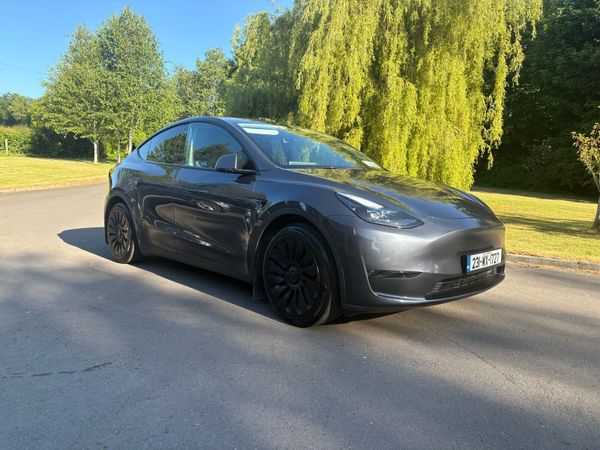 Tesla Model Y MPV, Electric, 2023, Grey