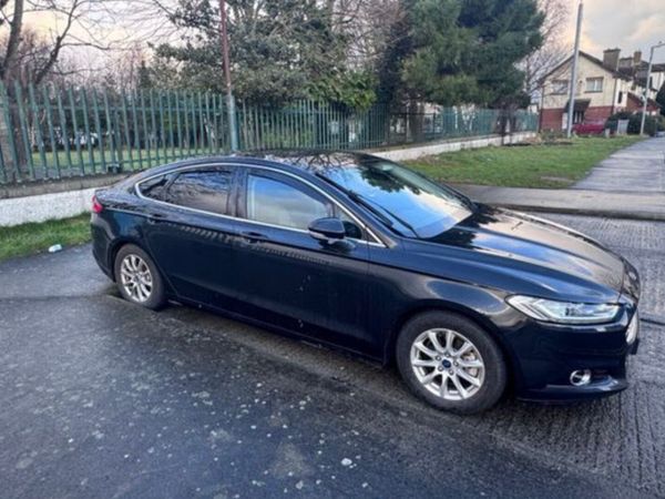 Ford Mondeo Hatchback, Diesel, 2015, Black