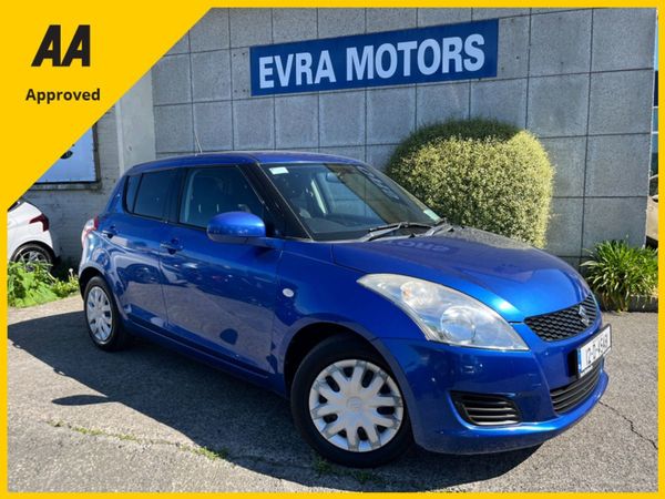 Suzuki Swift Hatchback, Petrol, 2012, Blue