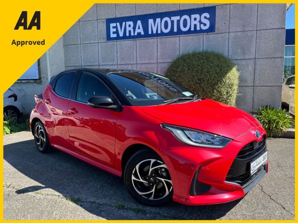 Toyota Yaris Hatchback, Petrol Hybrid, 2021, Red