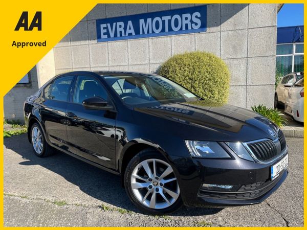 Skoda Octavia Hatchback, Diesel, 2020, Black