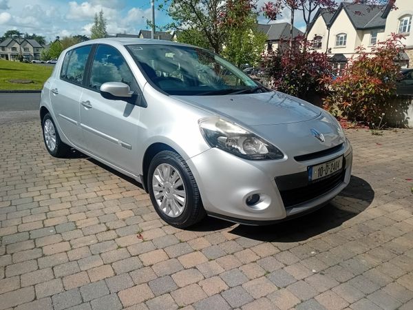 Renault Clio Hatchback, Ethanol Petrol, 2010, Silver