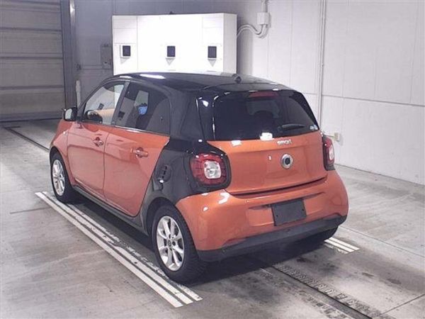 Smart Forfour Hatchback, Petrol, 2016, Orange
