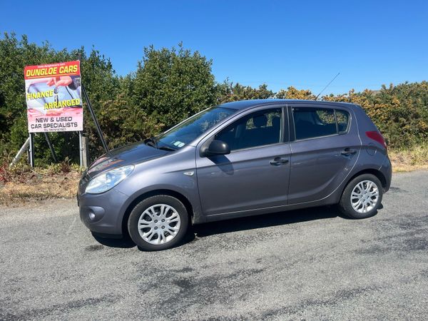 Hyundai i20 Hatchback, Petrol, 2012, Grey