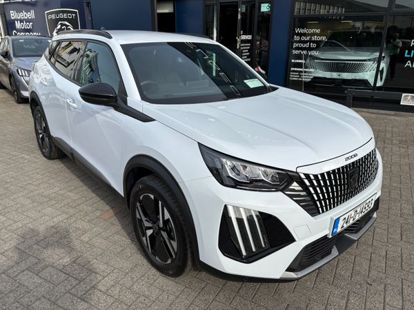 Peugeot 2008 MPV, Petrol, 2024, White